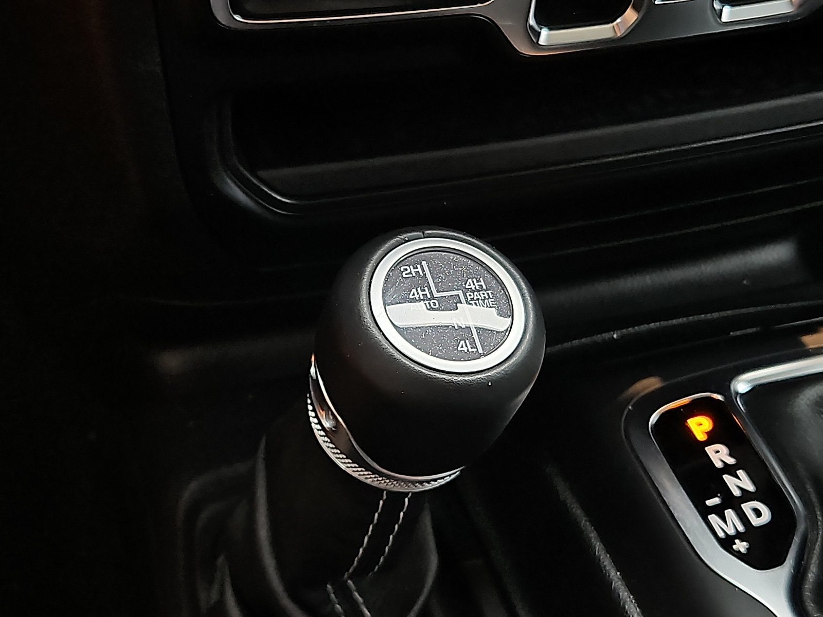 Used 2021 Jeep Wrangler Unlimited Sahara w/ Cold Weather Group AWD/4WD image 24
