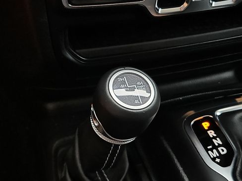 Used 2021 Jeep Wrangler Unlimited Sahara w/ Cold Weather Group AWD/4WD image 24