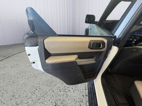 Used 2023 Ford Bronco Wildtrak AWD/4WD image 18