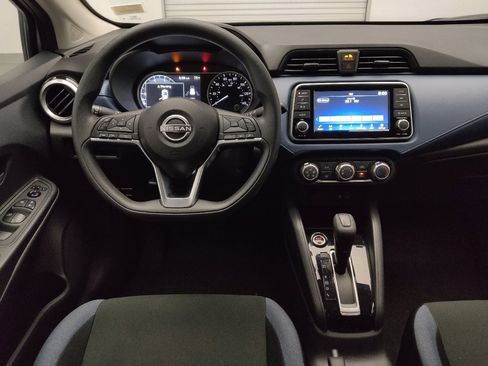 Used 2025 Nissan Versa SV FWD image 22