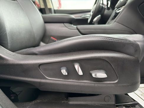 Used 2018 Cadillac XT5 Luxury w/ LPO, Sport Package image 34