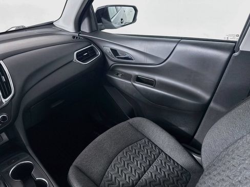 Used 2024 Chevrolet Equinox LT FWD image 23
