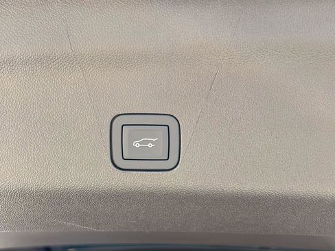 New 2026 GMC Yukon Elevation RWD image 19