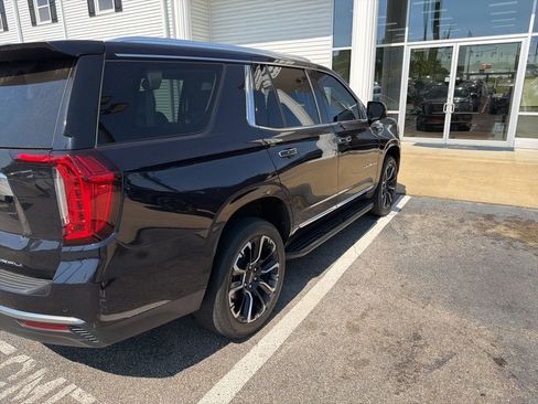 Used 2023 GMC Yukon Denali AWD/4WD image 6
