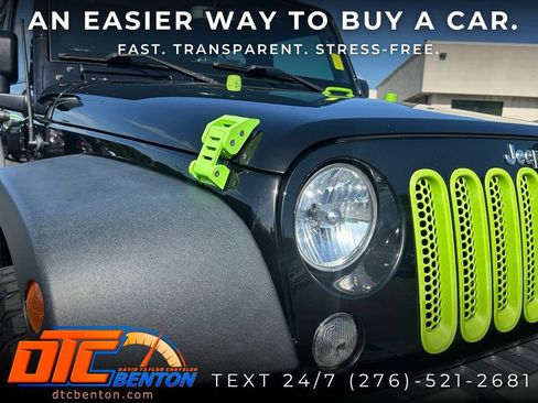 Used 2017 Jeep Wrangler Unlimited Sport w/ Quick Order Package 24S AWD/4WD image 25