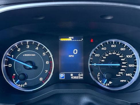 Used 2021 Subaru Ascent Limited w/ Technology Package AWD/4WD image 17