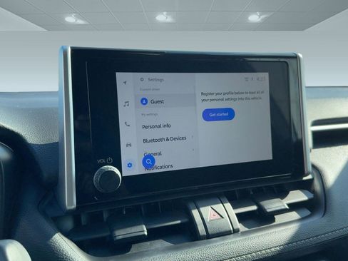 Used 2024 Toyota RAV4 XLE image 24