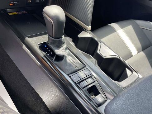 Used 2026 Toyota Camry SE image 19