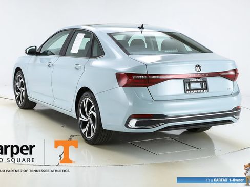 Used 2025 Volkswagen Jetta SEL image 43