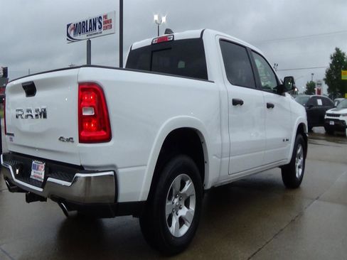 Certified 2025 RAM 1500 Big Horn AWD/4WD image 6