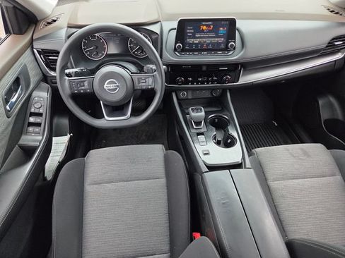 Used 2021 Nissan Rogue SV FWD image 8