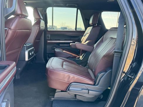 Used 2024 Ford Expedition Max Limited image 10