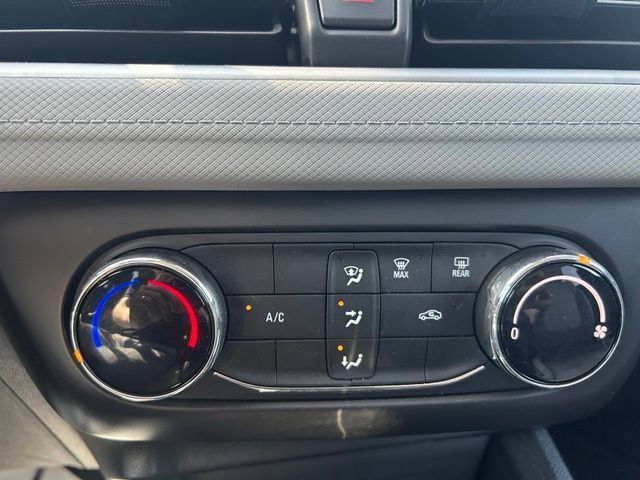 Used 2026 Chevrolet TrailBlazer LS w/ LS Convenience Package FWD image 30