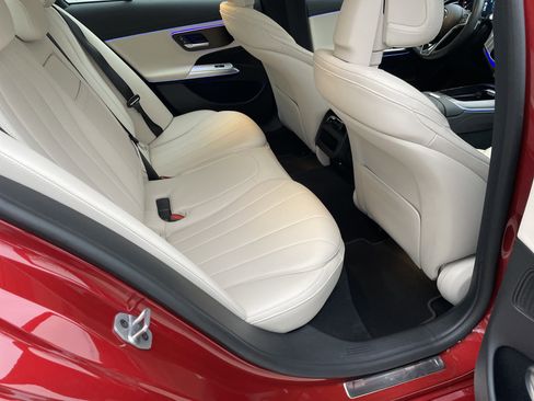 Certified 2024 Mercedes-Benz E 350 4MATIC Sedan image 44