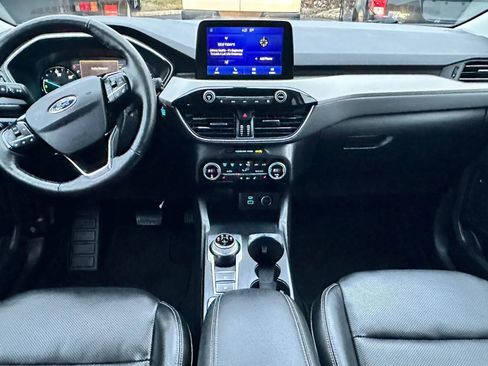 Used 2021 Ford Escape SEL image 15