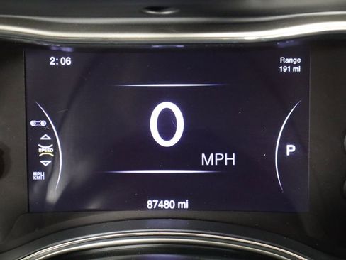 Used 2015 Jeep Grand Cherokee Limited w/ Luxury Group II AWD/4WD image 42