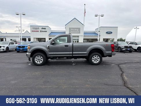 Used 2022 Ford F250 XLT w/ XLT Value Package AWD/4WD image 2