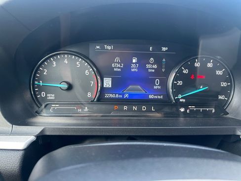 Used 2023 Ford Explorer XLT w/ Equipment Group 202A AWD/4WD image 14