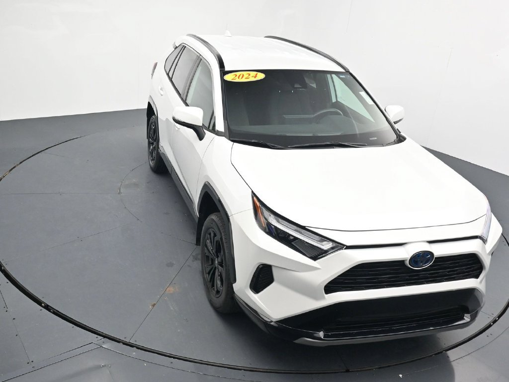 Used 2024 Toyota RAV4 SE AWD/4WD image 24