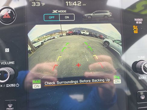 Used 2025 Subaru Outback Limited image 26