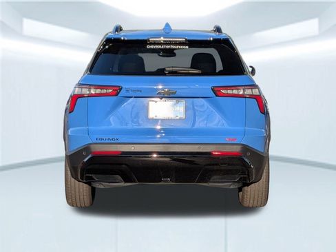 New 2025 Chevrolet Equinox RS w/ Convenience Package III image 5