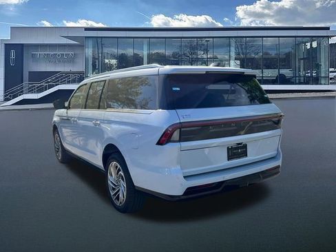 New 2026 Lincoln Navigator L Reserve image 5