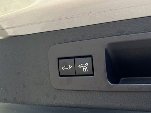 Used 2023 Lexus LX 600 F Sport image 33