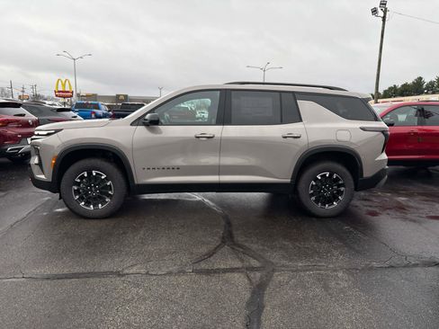 New 2026 Chevrolet Traverse Z71 w/ Driver Confidence Package image 2