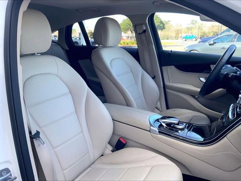 Used 2017 Mercedes-Benz GLC 300 4MATIC Coupe image 8