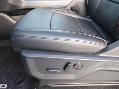 New 2025 Ford F150 Lariat w/ Equipment Group 501A Mid image 17