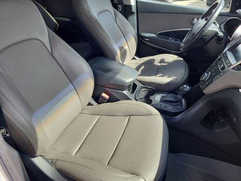 Used 2017 Hyundai Santa Fe Sport w/ 2.4L Tech Package 04 image 10