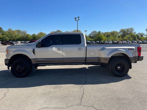 Used 2017 Ford F350 King Ranch w/ King Ranch Ultimate Package image 2
