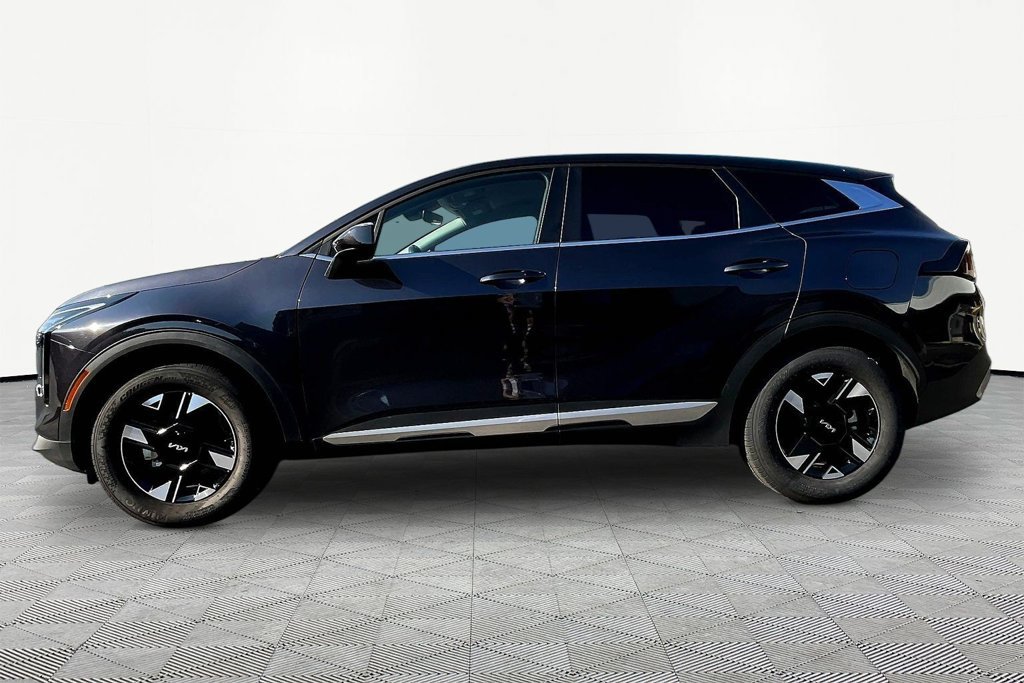 Used 2026 Kia Sportage LX FWD image 4