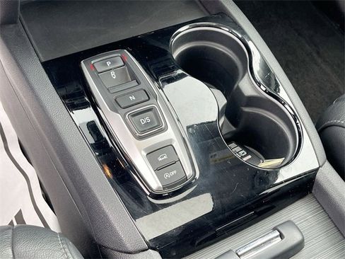 Used 2020 Honda Pilot Touring image 16