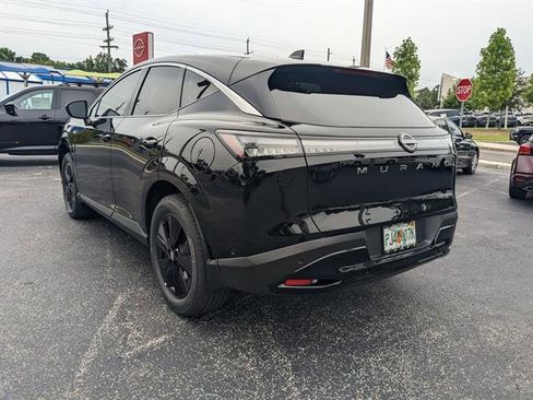 New 2025 Nissan Murano SV image 6