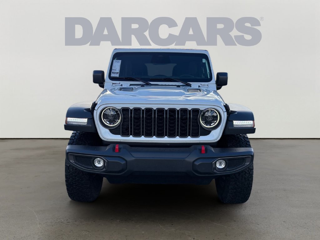 Used 2025 Jeep Wrangler Unlimited Rubicon w/ Convenience Group AWD/4WD image 2