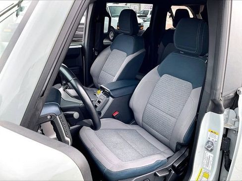 Used 2022 Ford Bronco Outer Banks AWD/4WD image 10