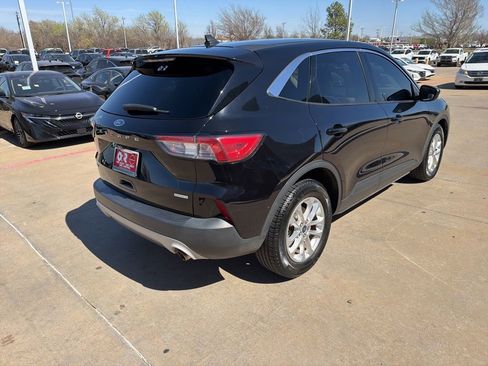 Used 2020 Ford Escape SE FWD image 5