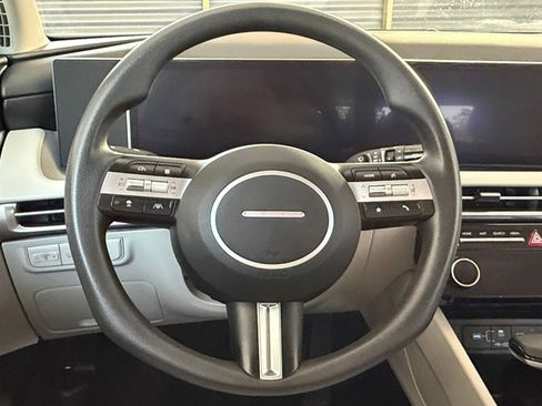 Used 2025 Hyundai Tucson SEL AWD/4WD image 29