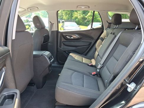 Used 2024 GMC Terrain SLE w/ Driver Convenience Package FWD image 20