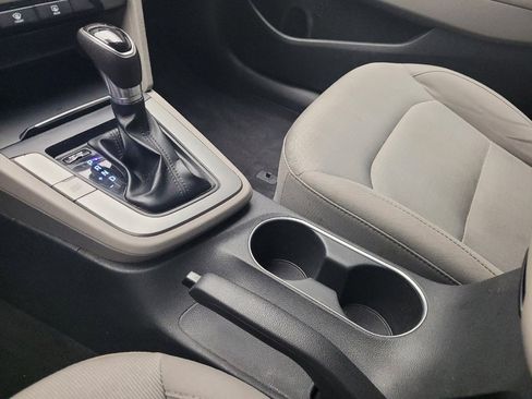 Used 2018 Hyundai Elantra SE FWD image 26