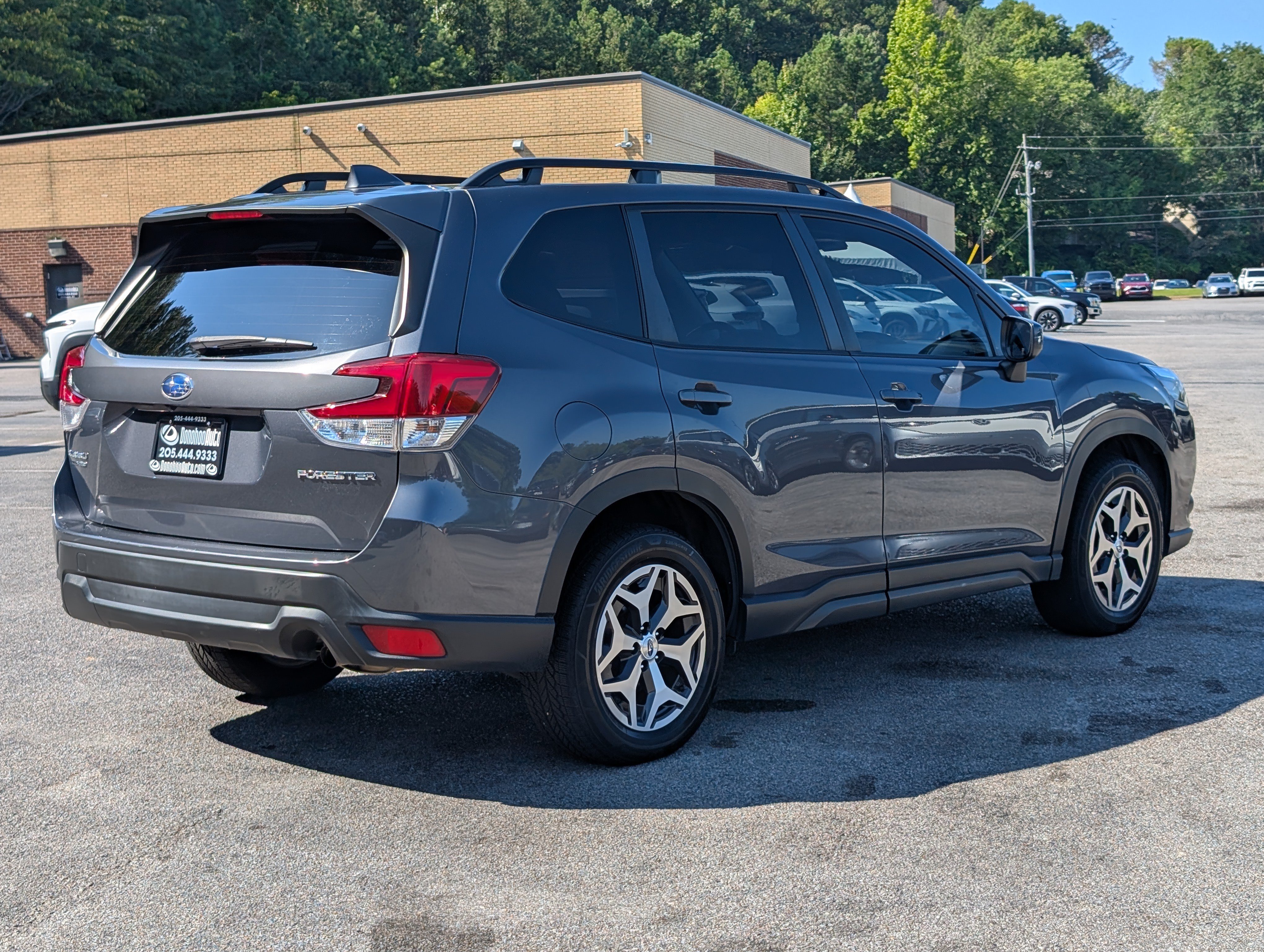Used 2023 Subaru Forester Premium AWD/4WD image 9