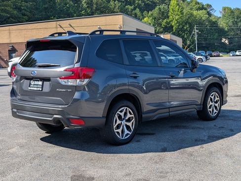 Used 2023 Subaru Forester Premium AWD/4WD image 9
