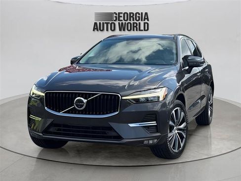 Used 2022 Volvo XC60 B5 Momentum w/ Advanced Package AWD/4WD image 1