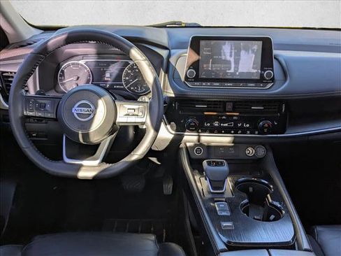 Used 2021 Nissan Rogue SL image 19