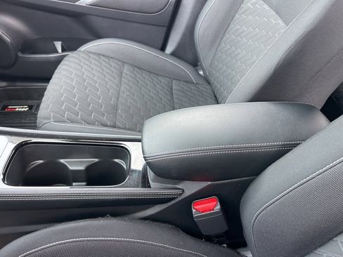 Used 2022 Nissan Kicks SV w/ Interior Electronics Package image 13