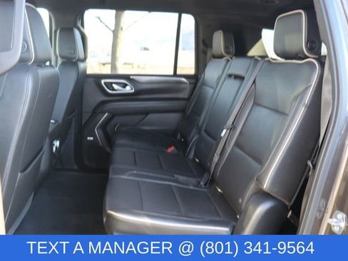 Used 2021 GMC Yukon XL SLT image 16