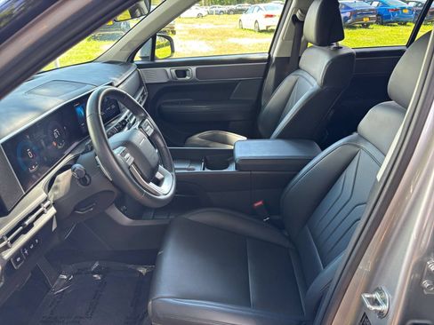 Used 2026 Hyundai Santa Fe SEL FWD image 30