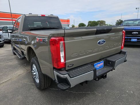 New 2026 Ford F350 XLT w/ FX4 Off-Road Package AWD/4WD image 9