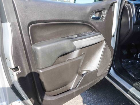 Used 2019 Chevrolet Colorado LT image 22